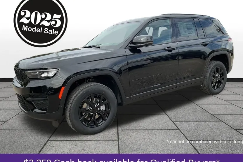 2025 Jeep Grand Cherokee Laredo Altitude photo 1