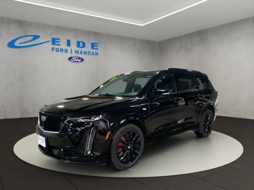 2023 Cadillac XT6 Sport photo 1