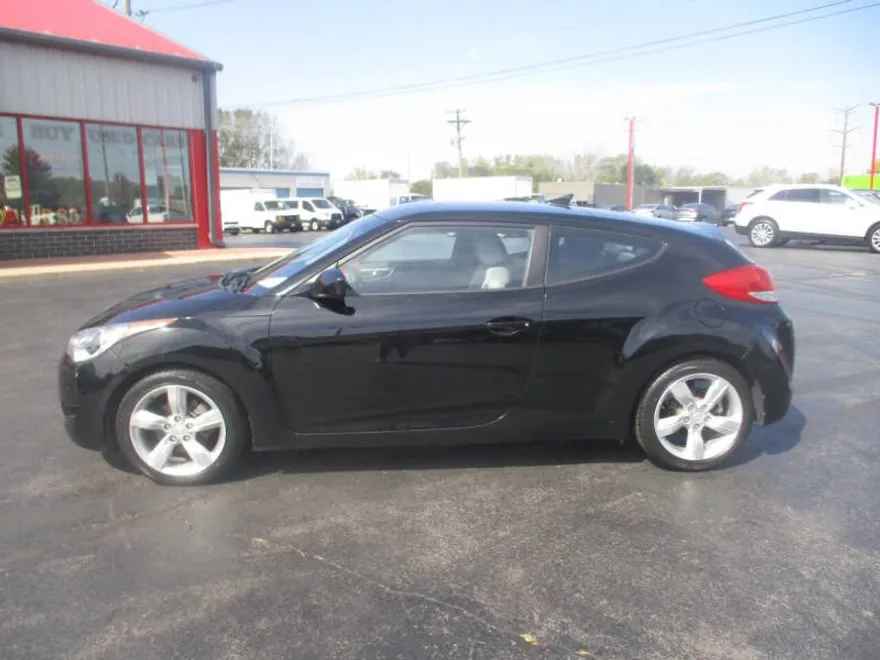 2012 Hyundai Veloster photo 1