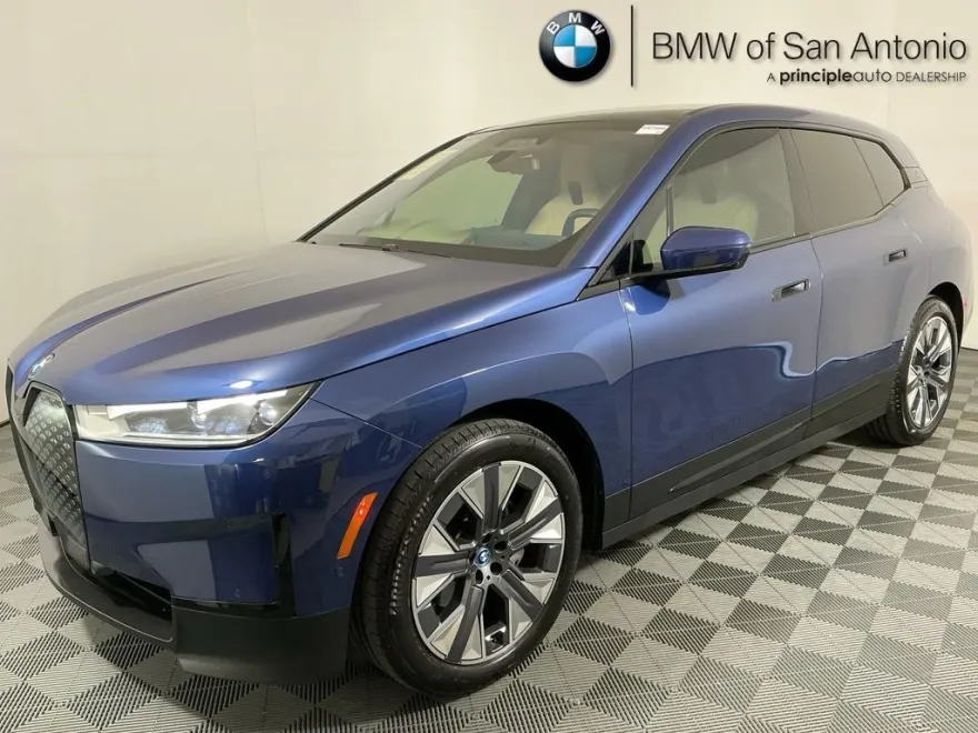 2023 Bmw iX xDrive50i photo 1