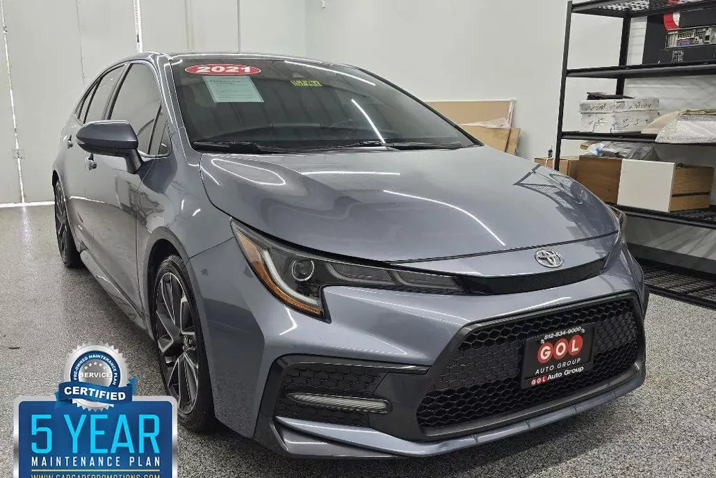 2021 Toyota Corolla SE photo 1