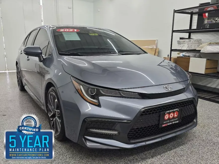 2021 Toyota Corolla SE photo 1