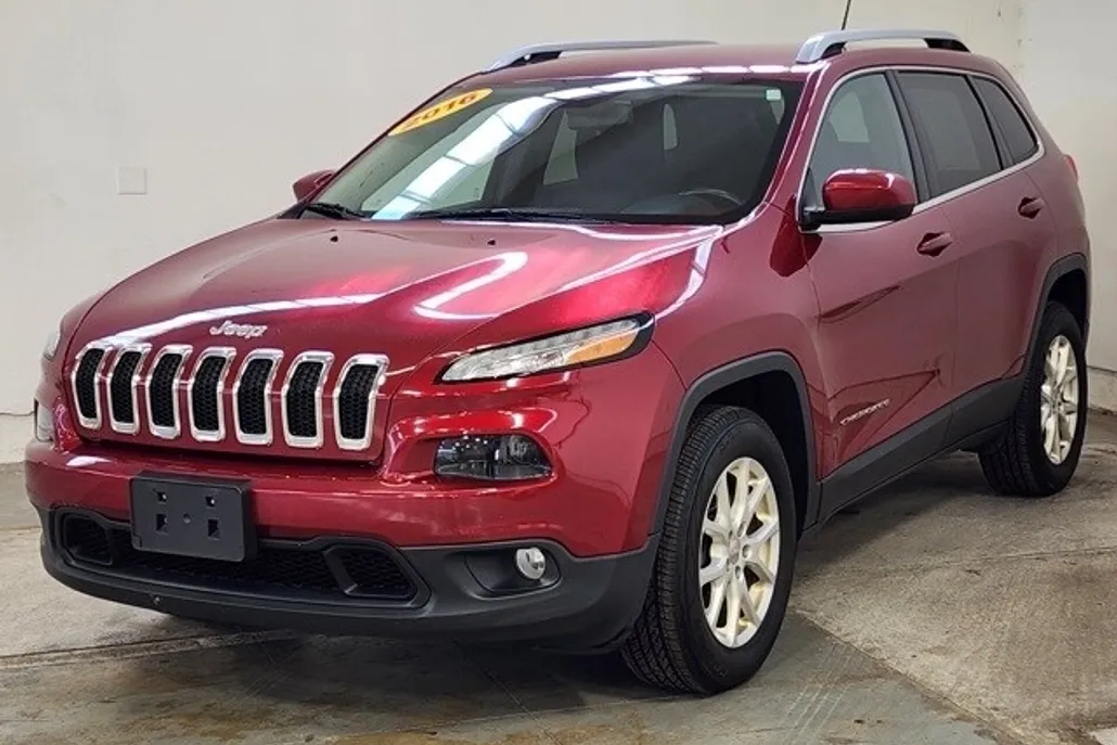 2016 Jeep Cherokee Latitude photo 1