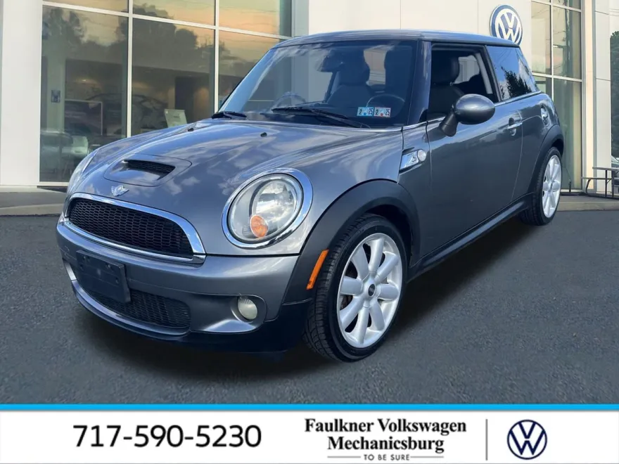 2008 Mini Cooper 2 Door Hardtop S photo 1