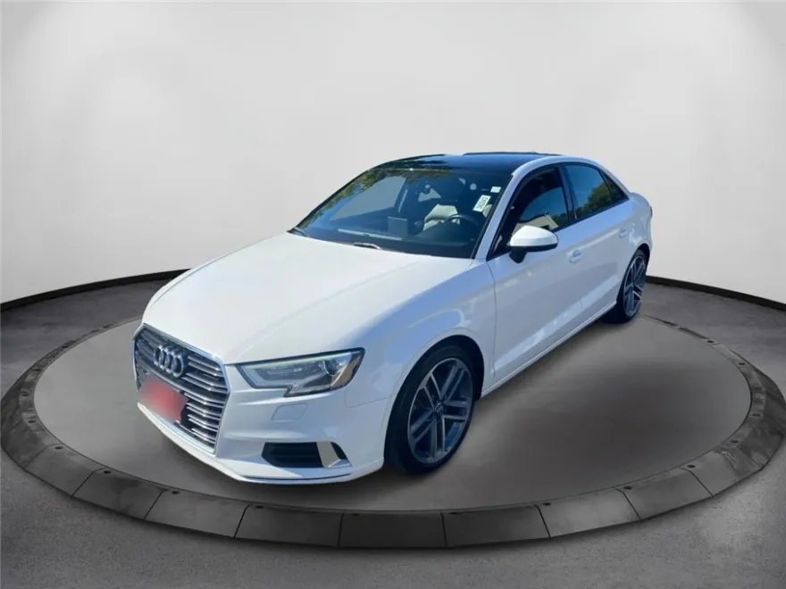 2018 Audi A3 Premium photo 1