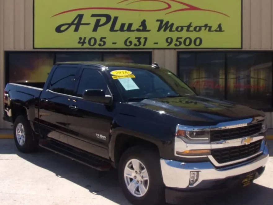2018 Chevrolet Silverado 1500 LT photo 1