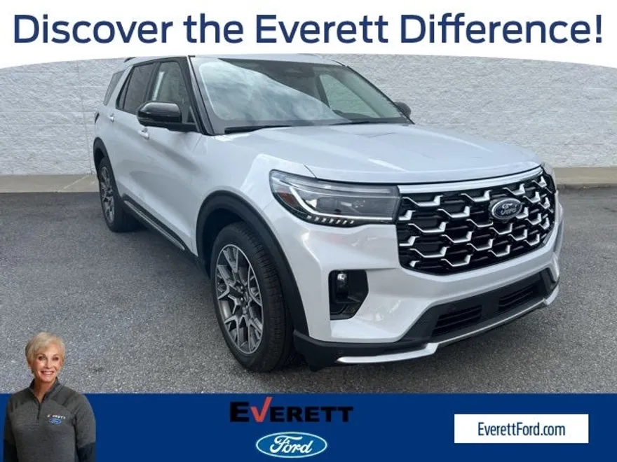 2025 Ford Explorer Platinum photo 1