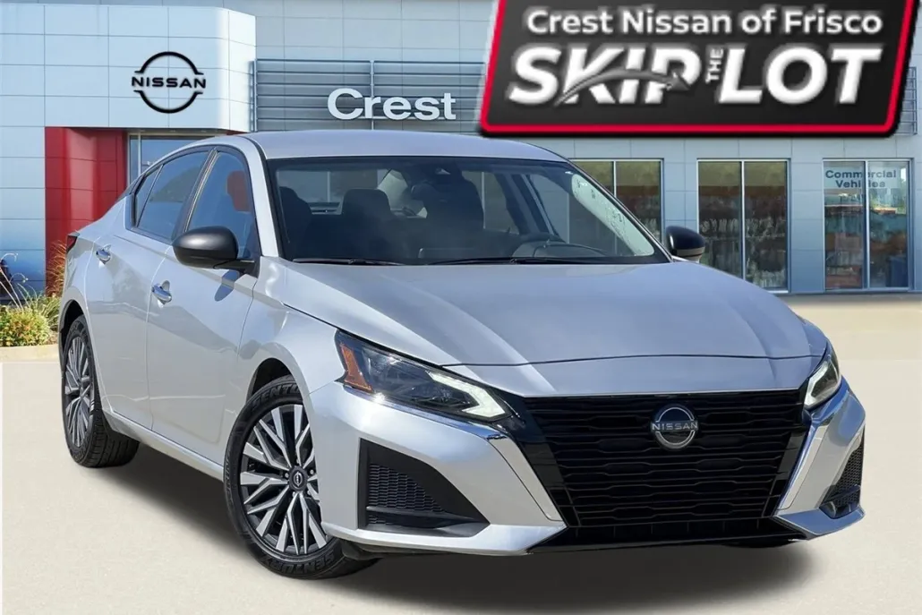 2024 Nissan Altima 2.5 SV photo 1