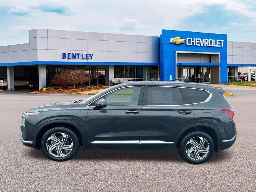 2022 Hyundai Santa Fe SEL photo 1