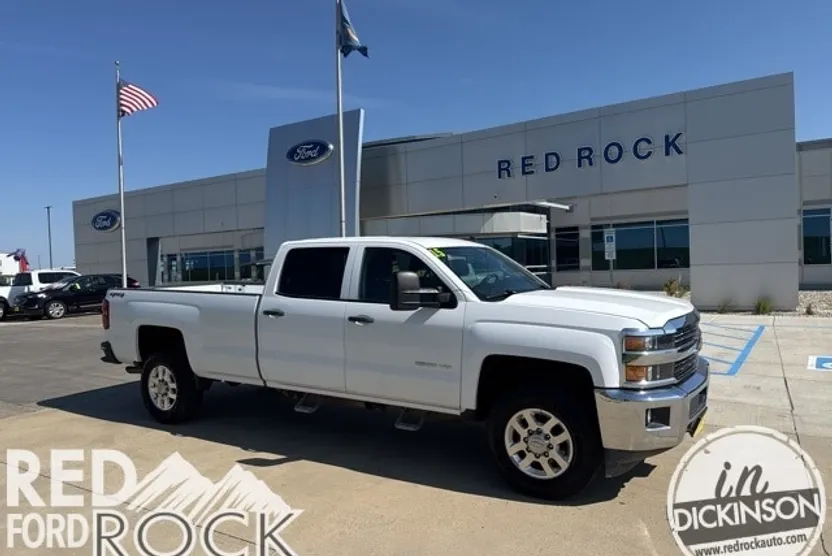 2015 Chevrolet Silverado 2500HD LT photo 1