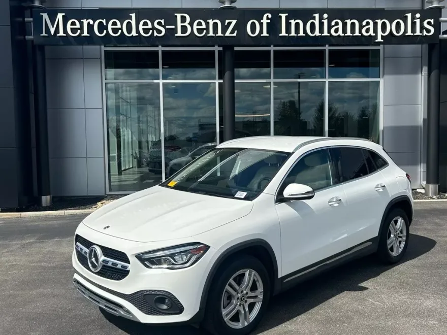2022 Mercedes Benz GLA 250 4MATIC photo 1