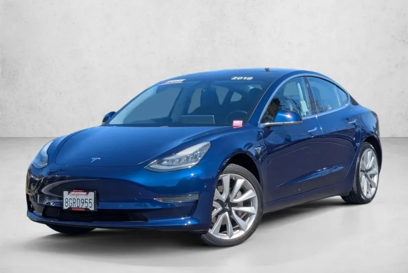2018 Tesla Model 3 Long Range photo 1