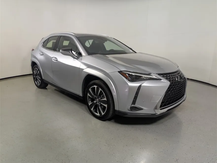 2023 Lexus UX 250h Premium photo 1