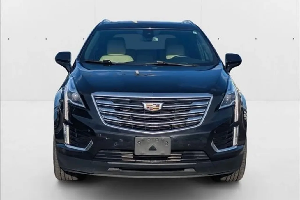 2017 Cadillac XT5 Premium Luxury photo 1