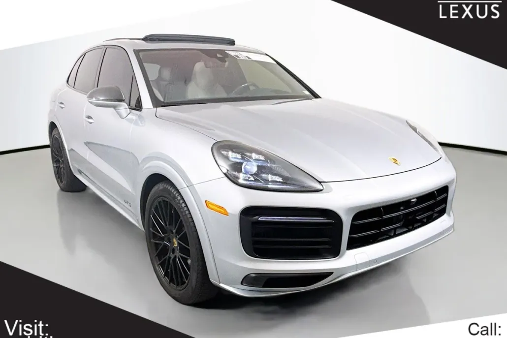2021 Porsche Cayenne GTS photo 1