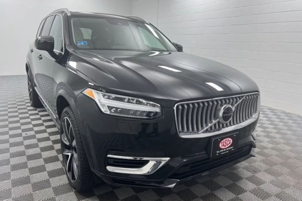 2022 Volvo XC90 Recharge T8 Inscription Expression photo 1