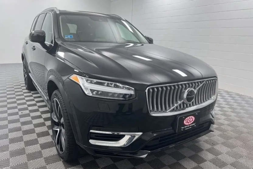 2022 Volvo XC90 Recharge T8 Inscription Expression photo 1