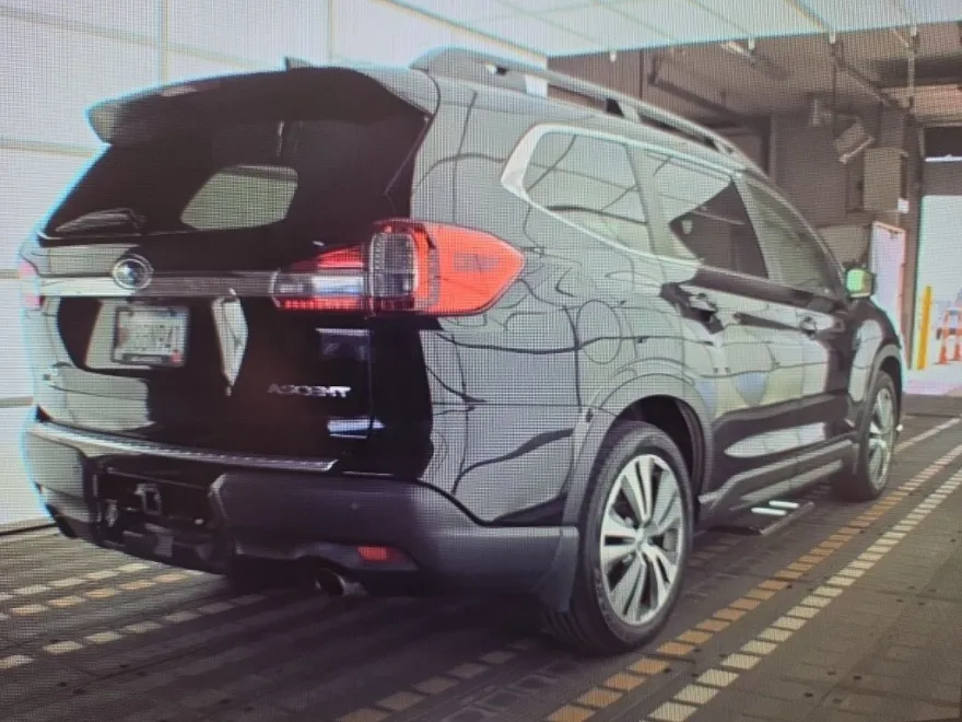 2020 Subaru Ascent Premium photo 1