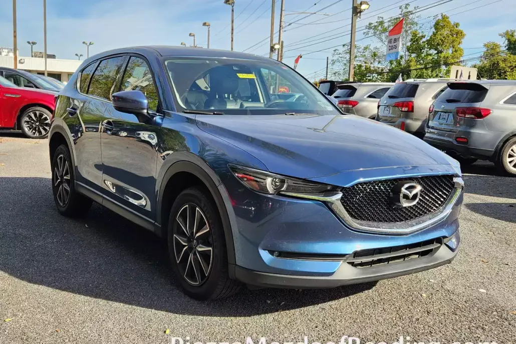 2017 Mazda CX-5 Grand Touring Select photo 1