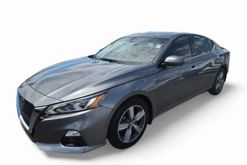 2022 Nissan Altima 2.5 SL photo 1