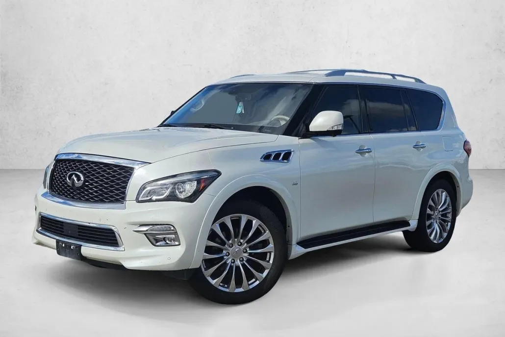 2015 Infiniti QX80 photo 1