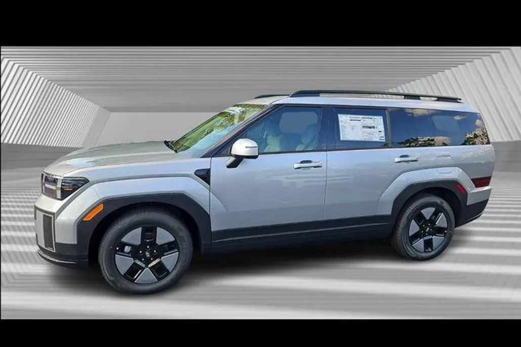 2026 Hyundai Santa Fe SEL photo 1