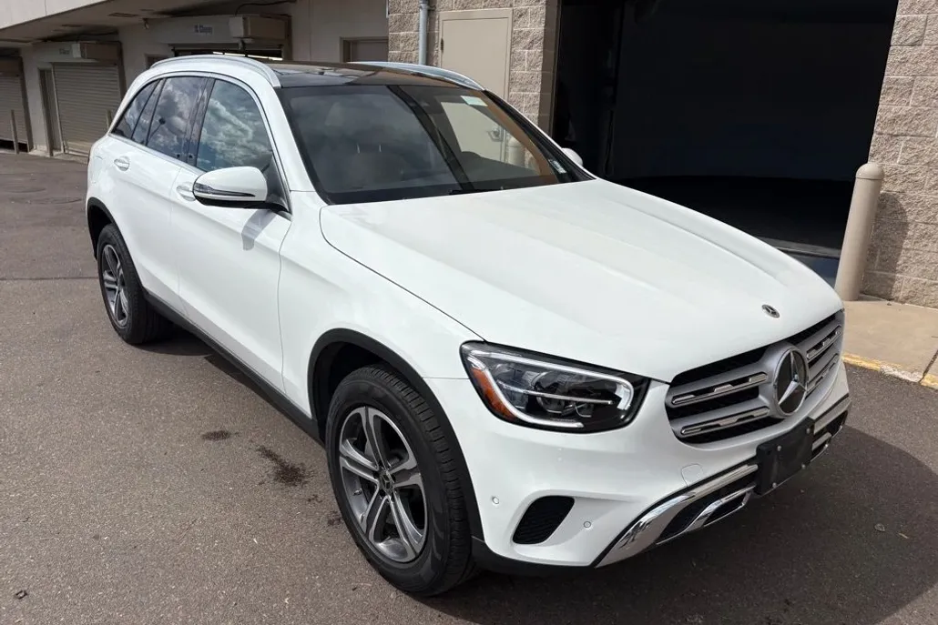 2021 Mercedes Benz GLC 300 4MATIC photo 1