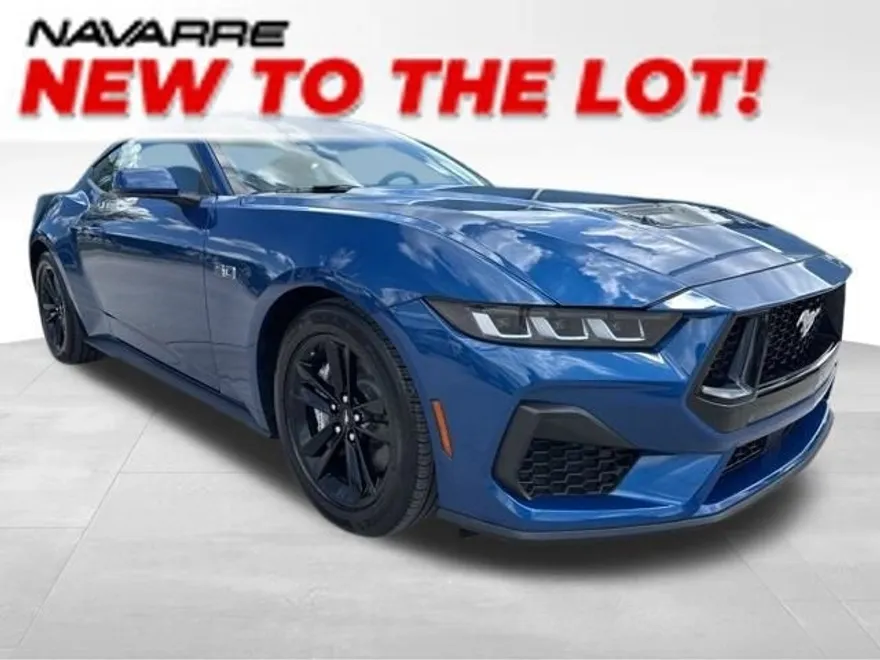 2024 Ford Mustang GT photo 1
