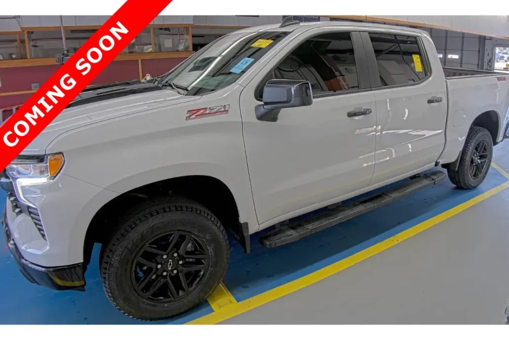 2023 Chevrolet Silverado 1500 LT Trail Boss photo 1
