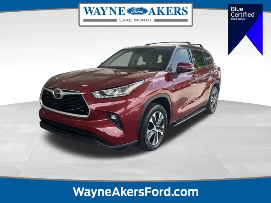2020 Toyota Highlander XLE photo 1