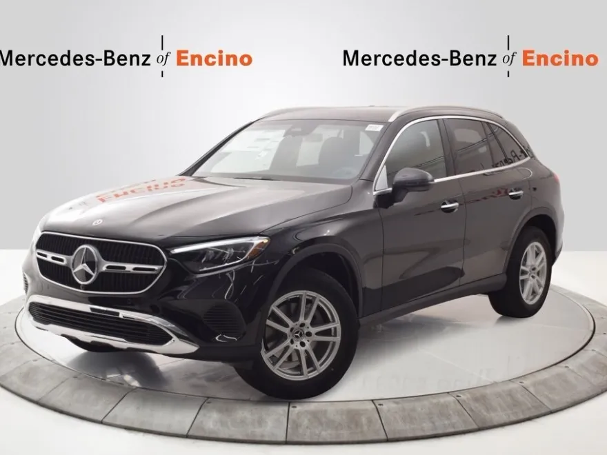 2026 Mercedes Benz GLC 300 photo 1