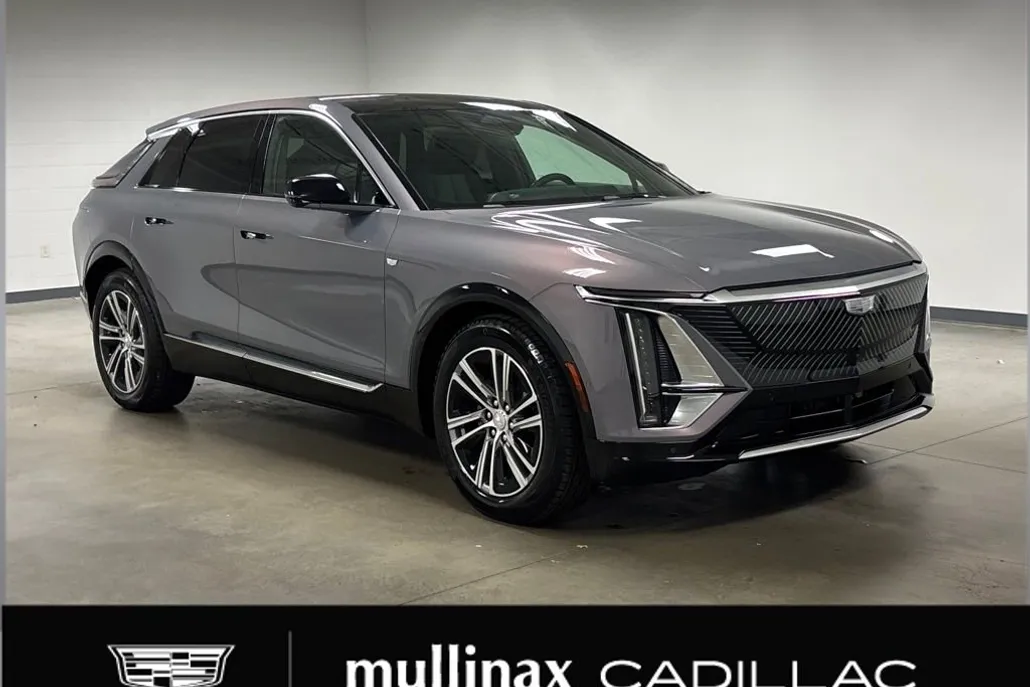 2026 Cadillac Lyriq Luxury photo 1