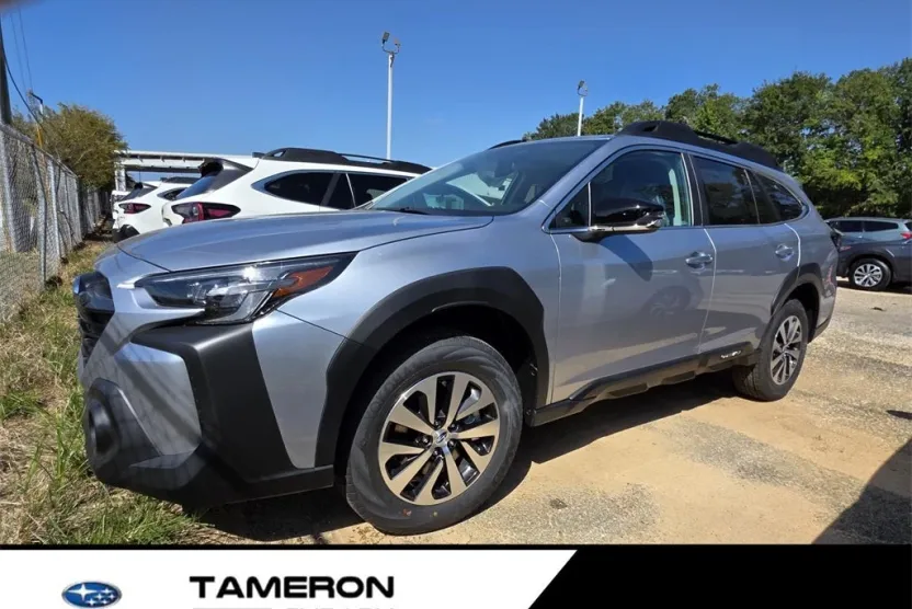 2025 Subaru Outback Premium photo 1