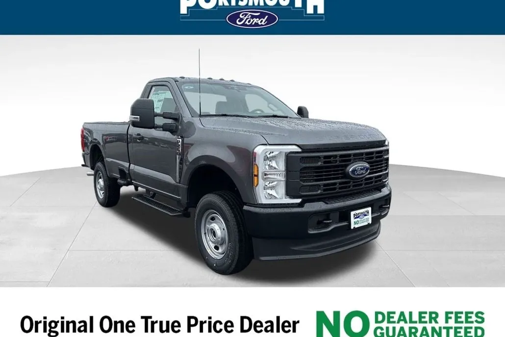2025 Ford F-250 photo 1