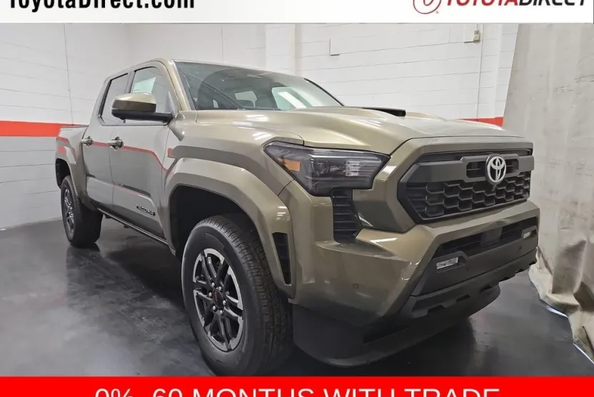 2025 Toyota Tacoma TRD Sport photo 1