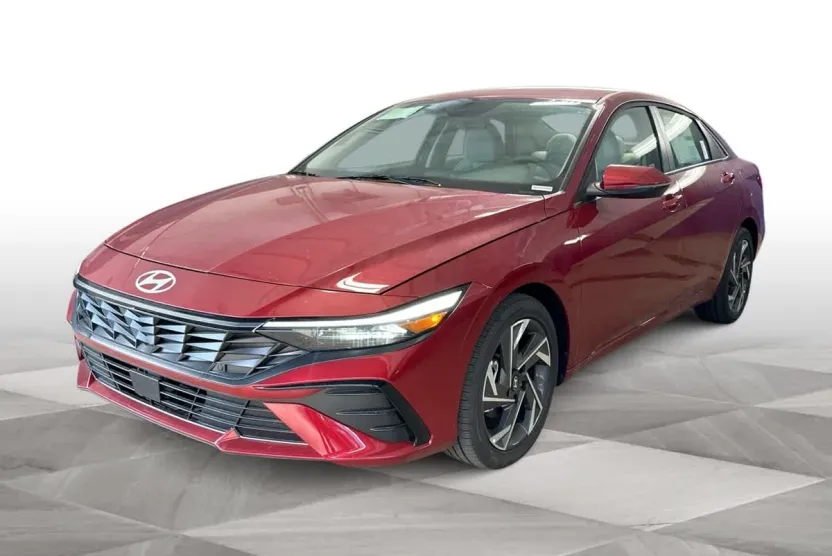 2025 Hyundai Elantra Limited photo 1