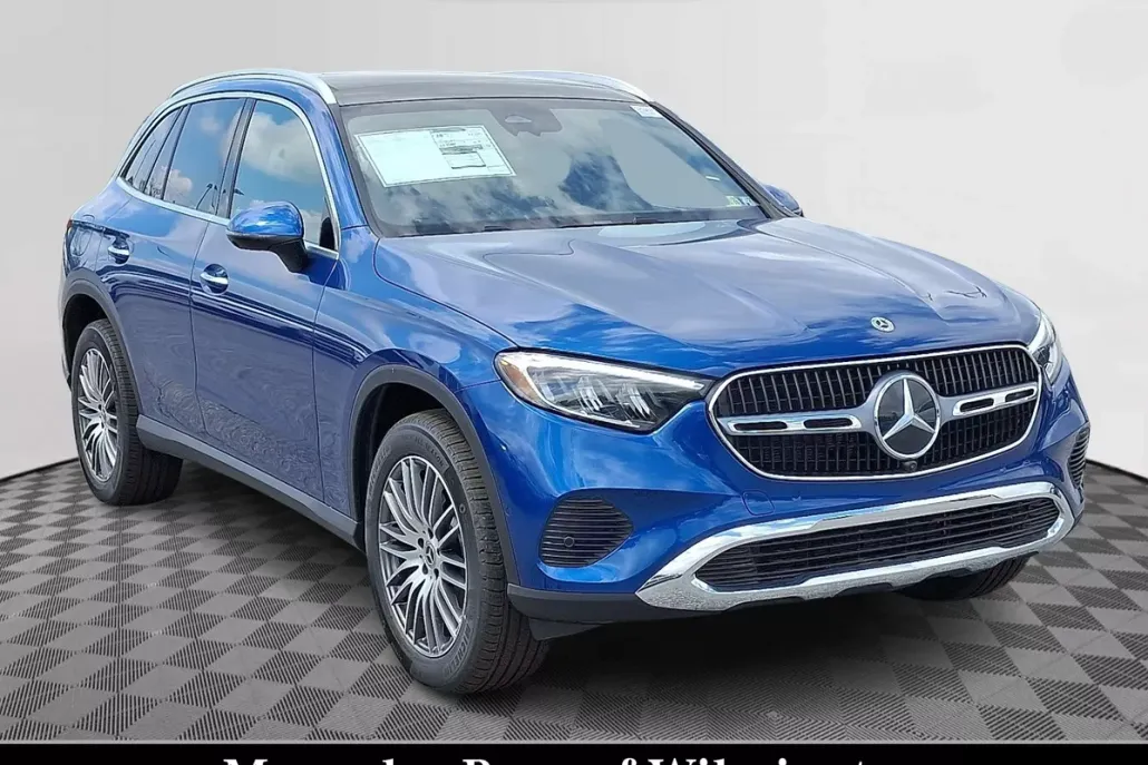 2025 Mercedes Benz GLC 300 4MATIC photo 1