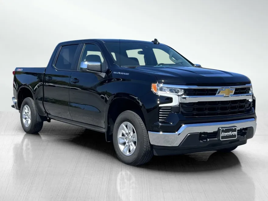 2025 Chevrolet Silverado 1500 LT photo 1