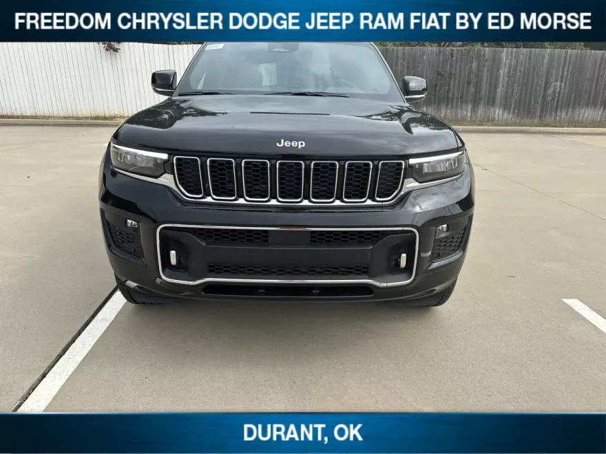 2025 Jeep Grand Cherokee Overland photo 1
