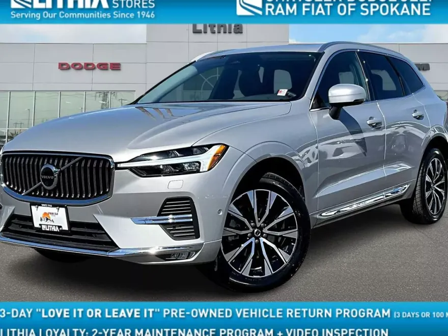2023 Volvo XC60 B5 Plus photo 1