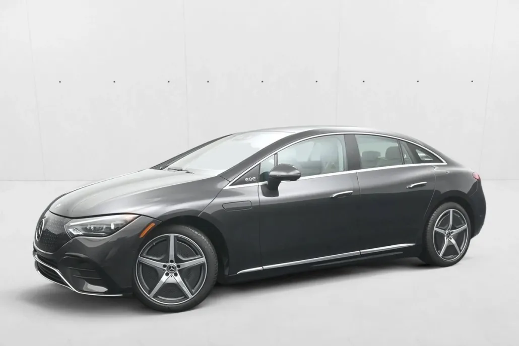 2025 Mercedes Benz 350 4MATIC photo 1