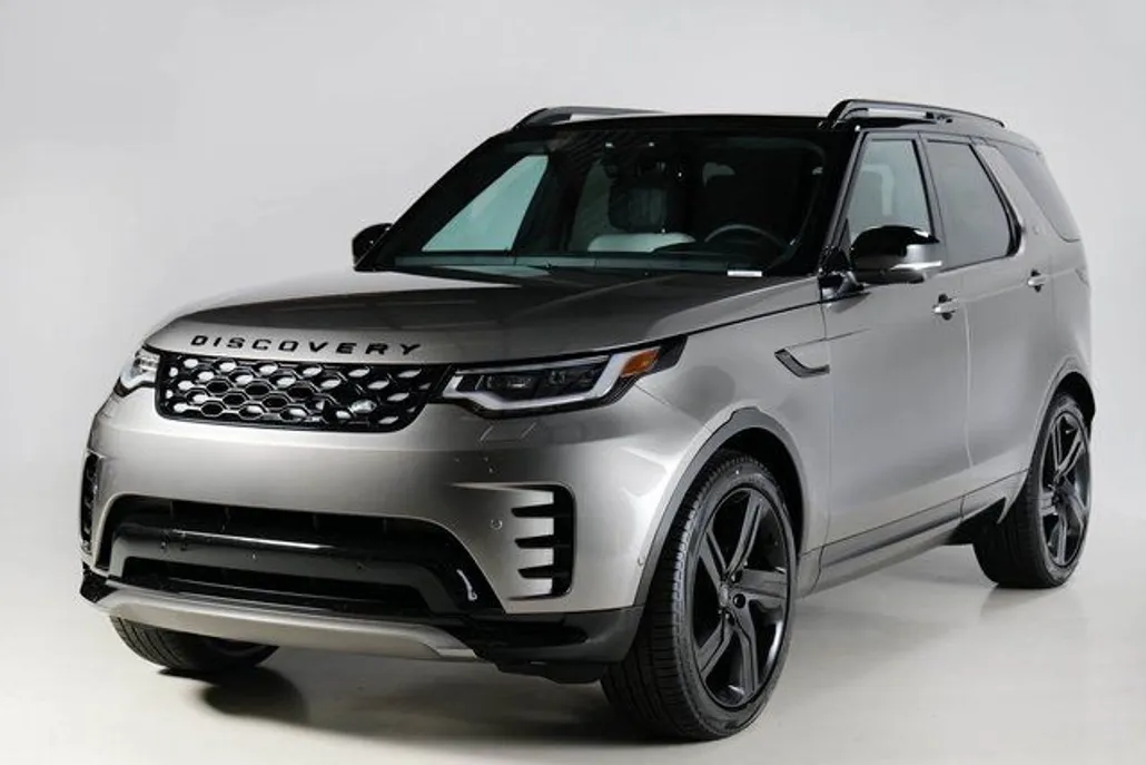 2024 Land Rover Discovery SE photo 1