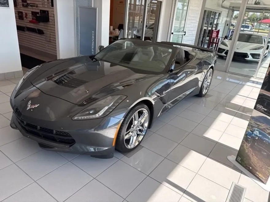 2017 Chevrolet Corvette Stingray 1LT Z51 photo 1