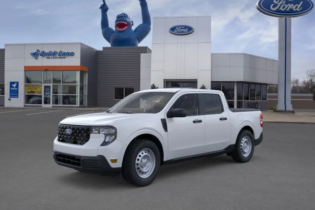2025 Ford Maverick XL photo 1