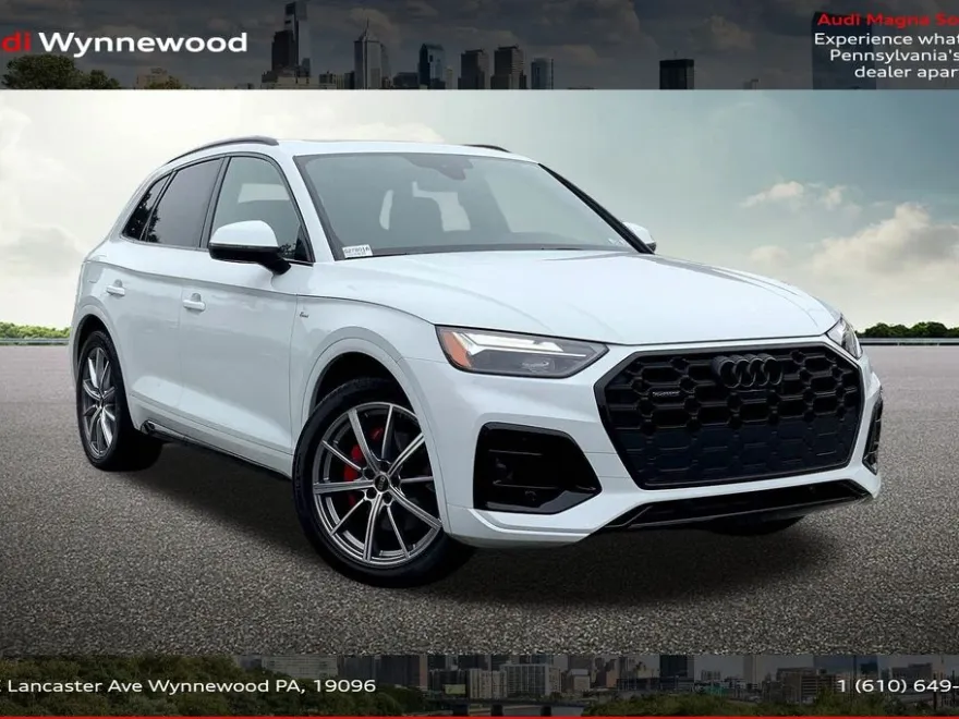 2024 Audi Q5 55 Premium Plus photo 1