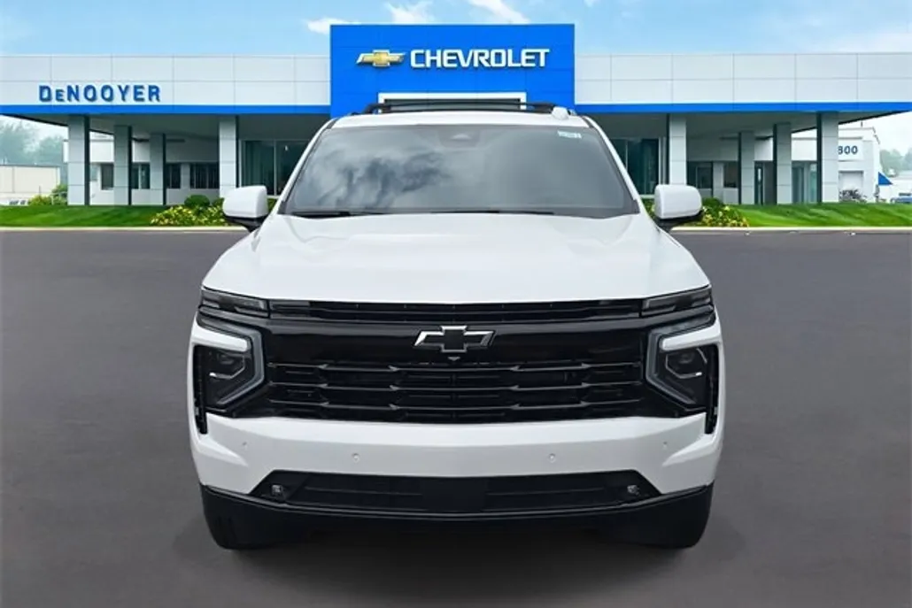 2025 Chevrolet Suburban RST photo 1