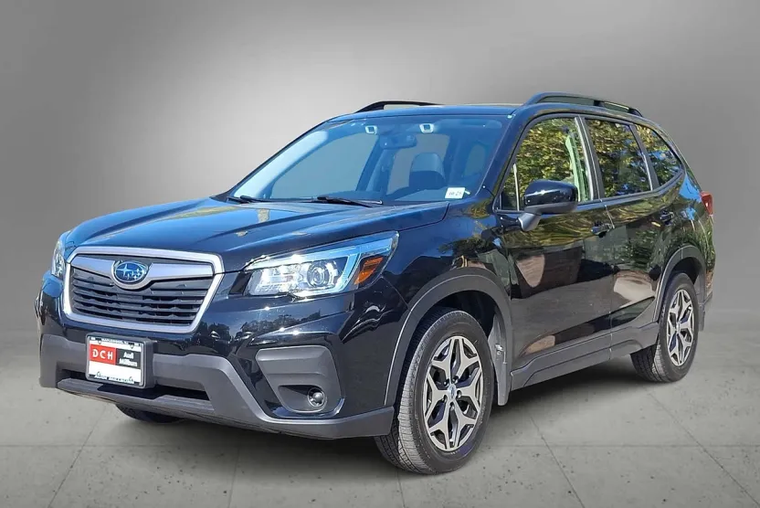 2020 Subaru Forester Premium photo 1