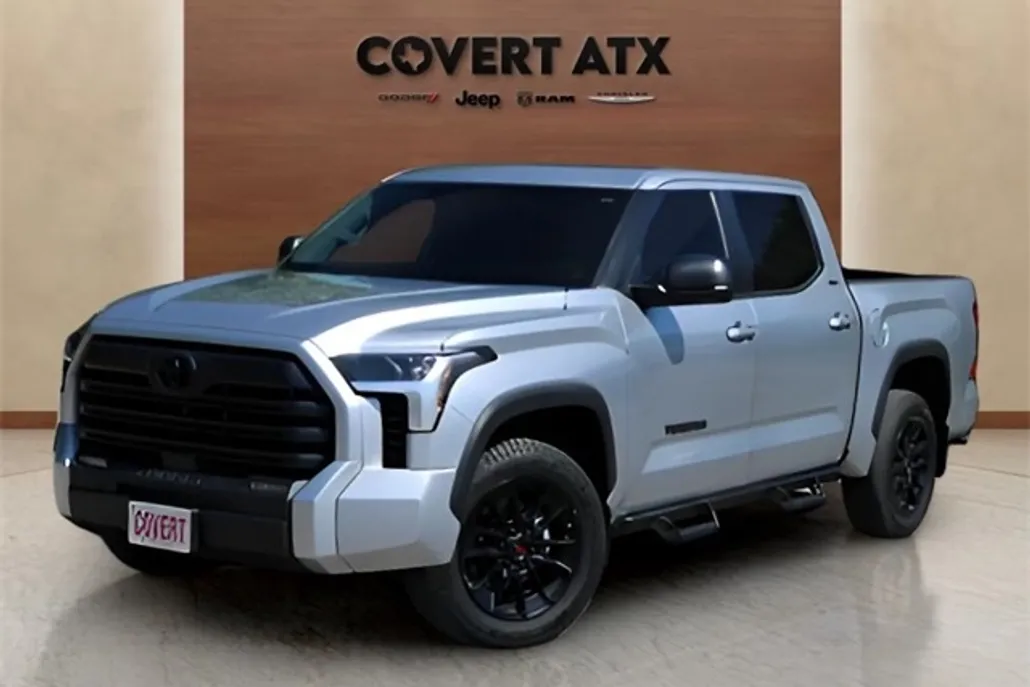 2024 Toyota Tundra SR5 photo 1