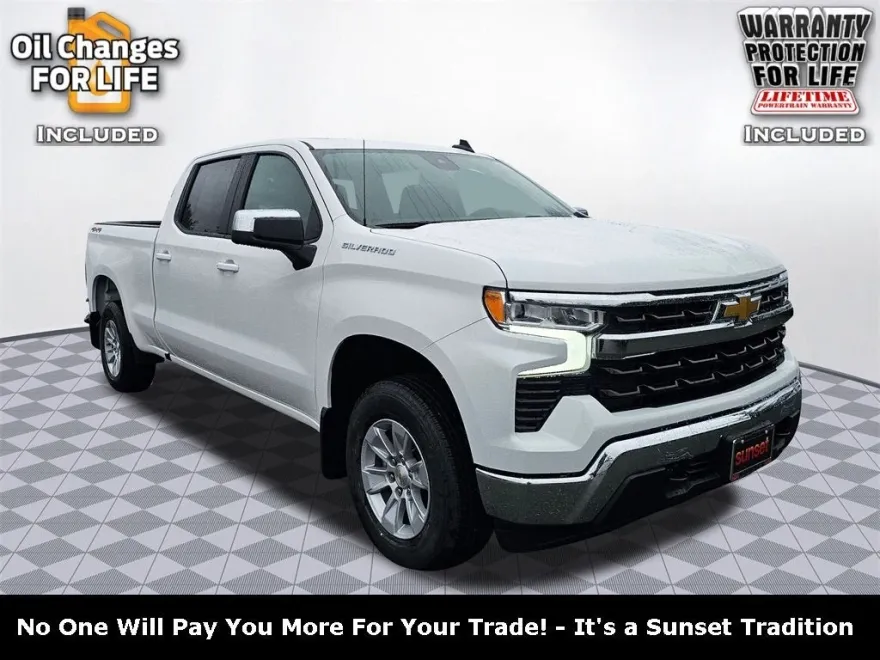 2025 Chevrolet Silverado 1500 LT photo 1