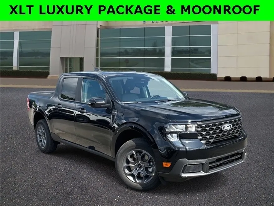 2025 Ford Maverick XLT photo 1